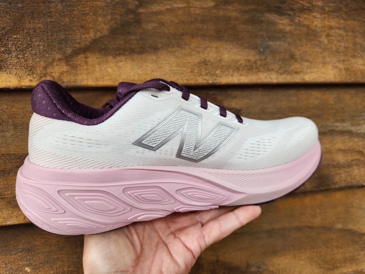 New Balance 880 v15 Instep