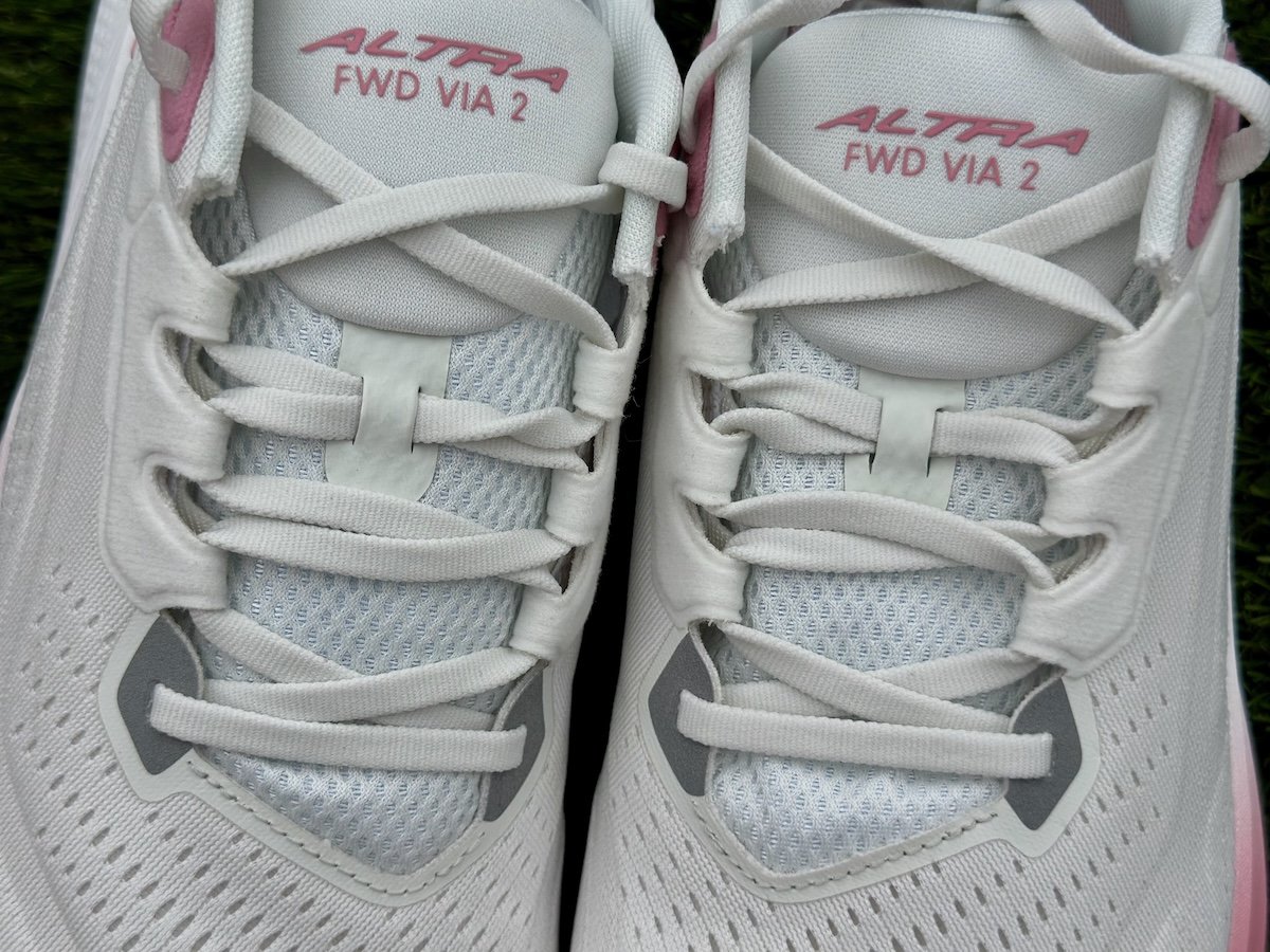 Altra FWD Via 2 Laces