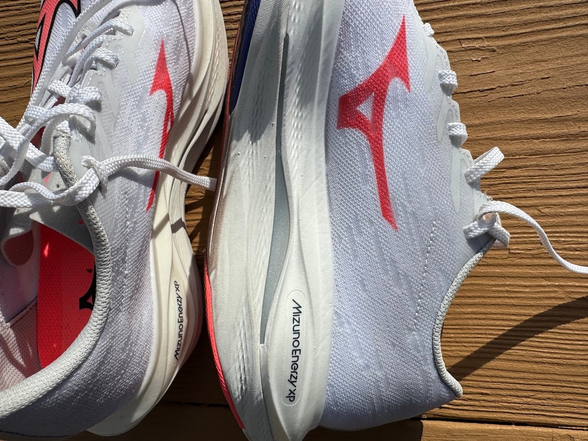 Mizuno Wave Rebellion Flash 3 stack