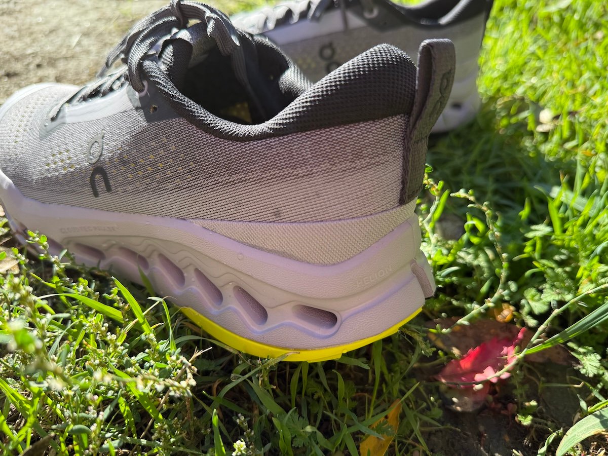 On CloudSurfer Trail Cushion