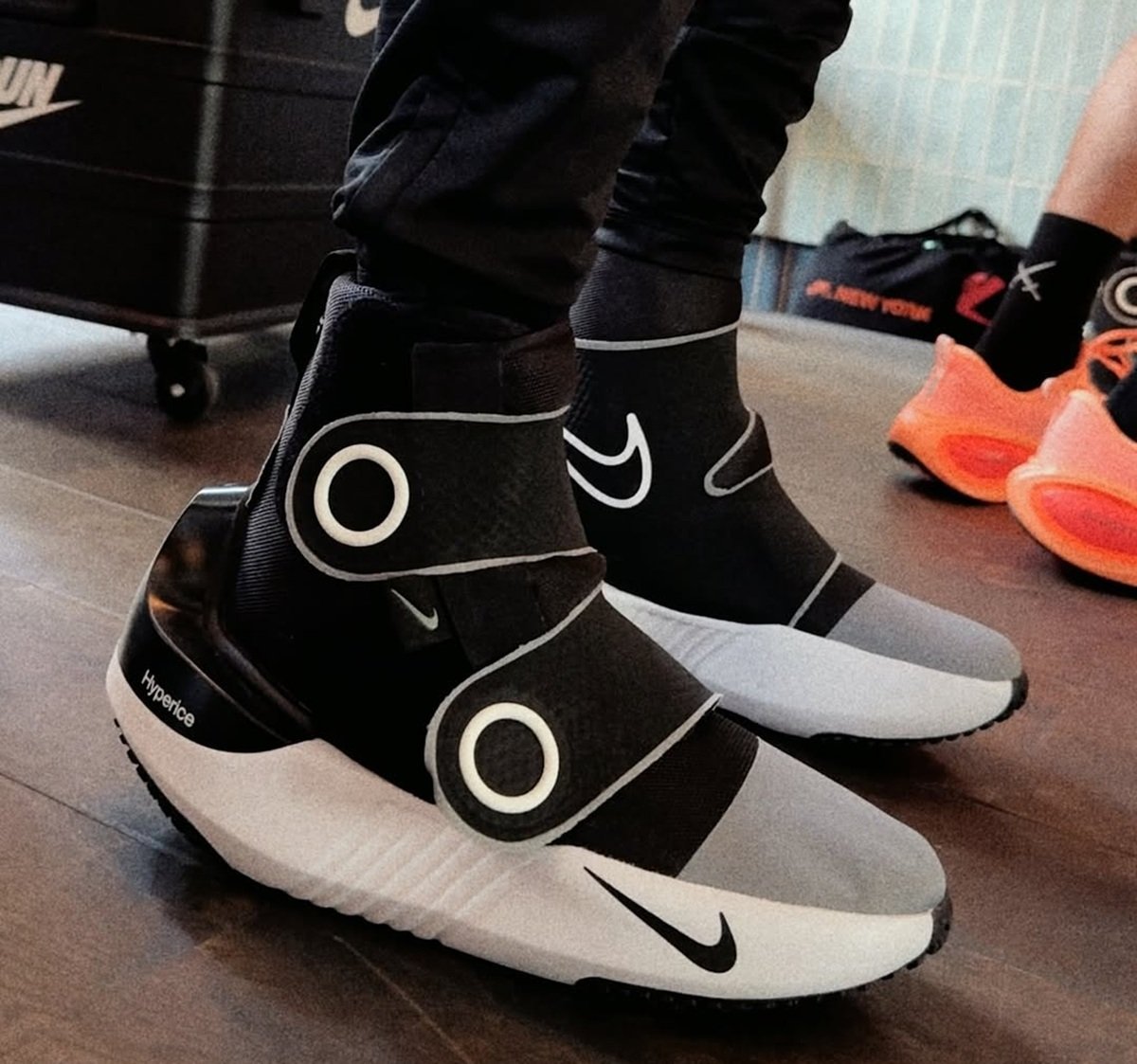 nike hyperice hyperboot