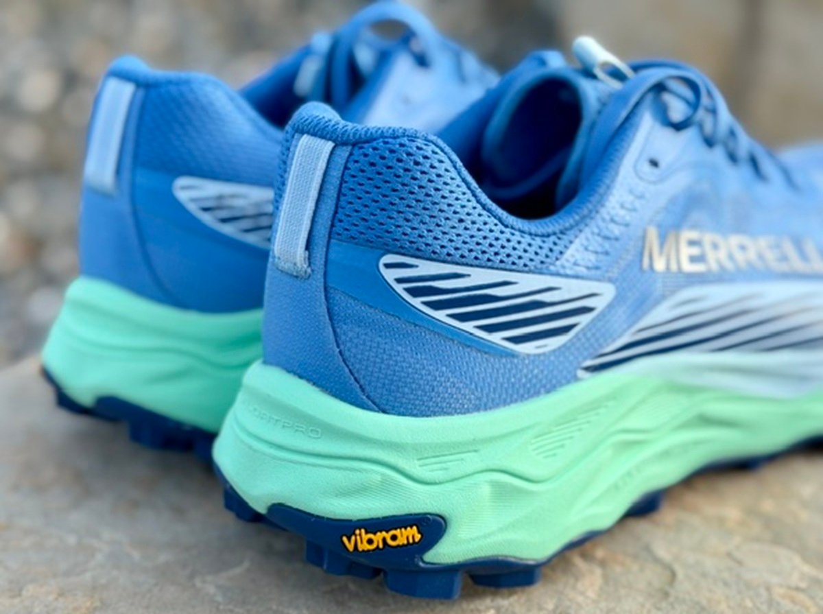 Merell Agility Peak Gaiter Hooks