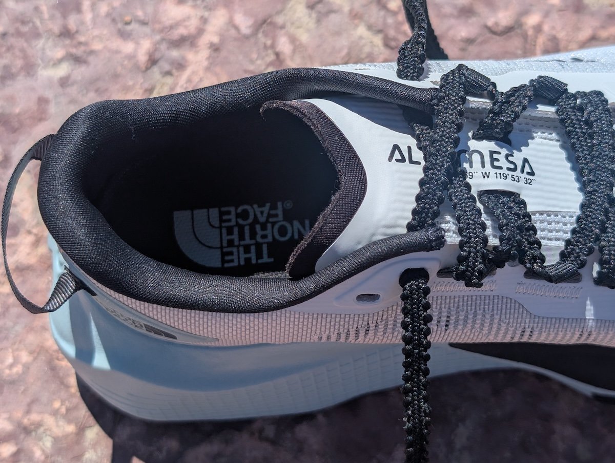 North Face Altamesa 500V2 Laces