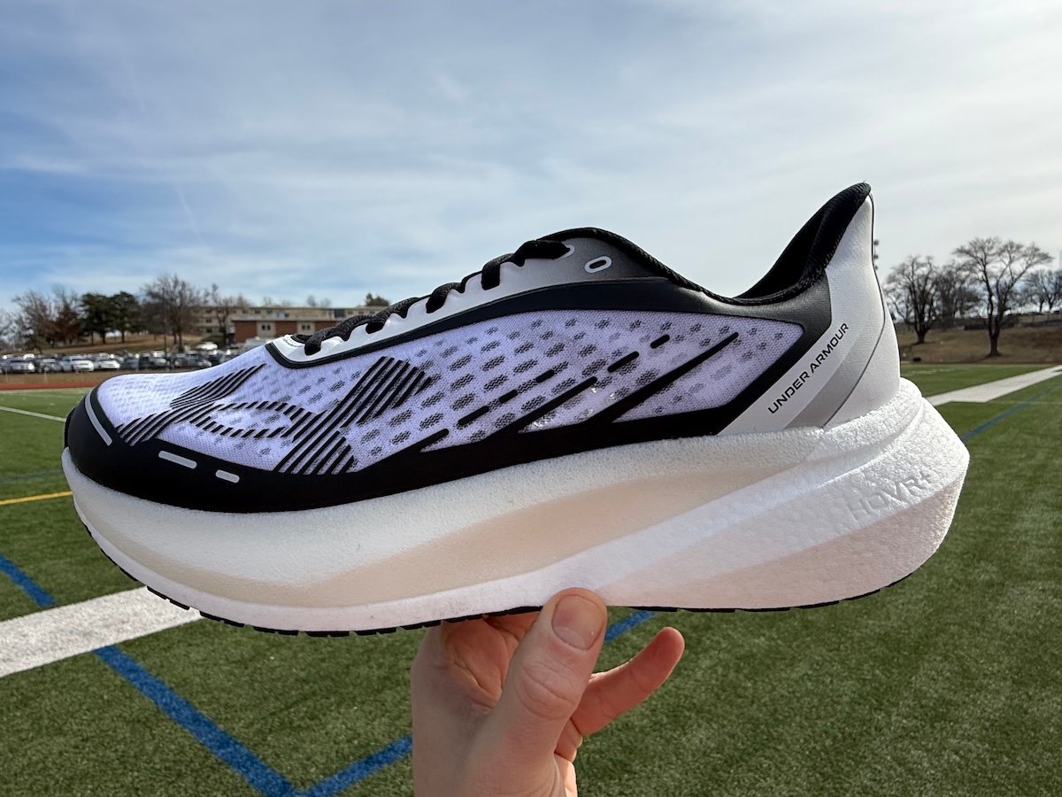 UA Velociti Distance Hero