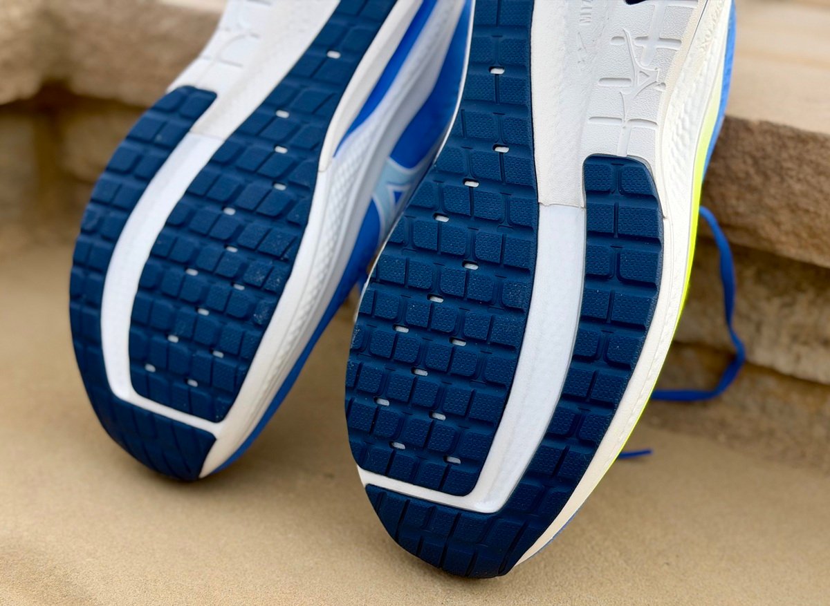 mizuno inspire 22 outsole