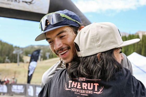 Hugs at The Rut Mountain Runs