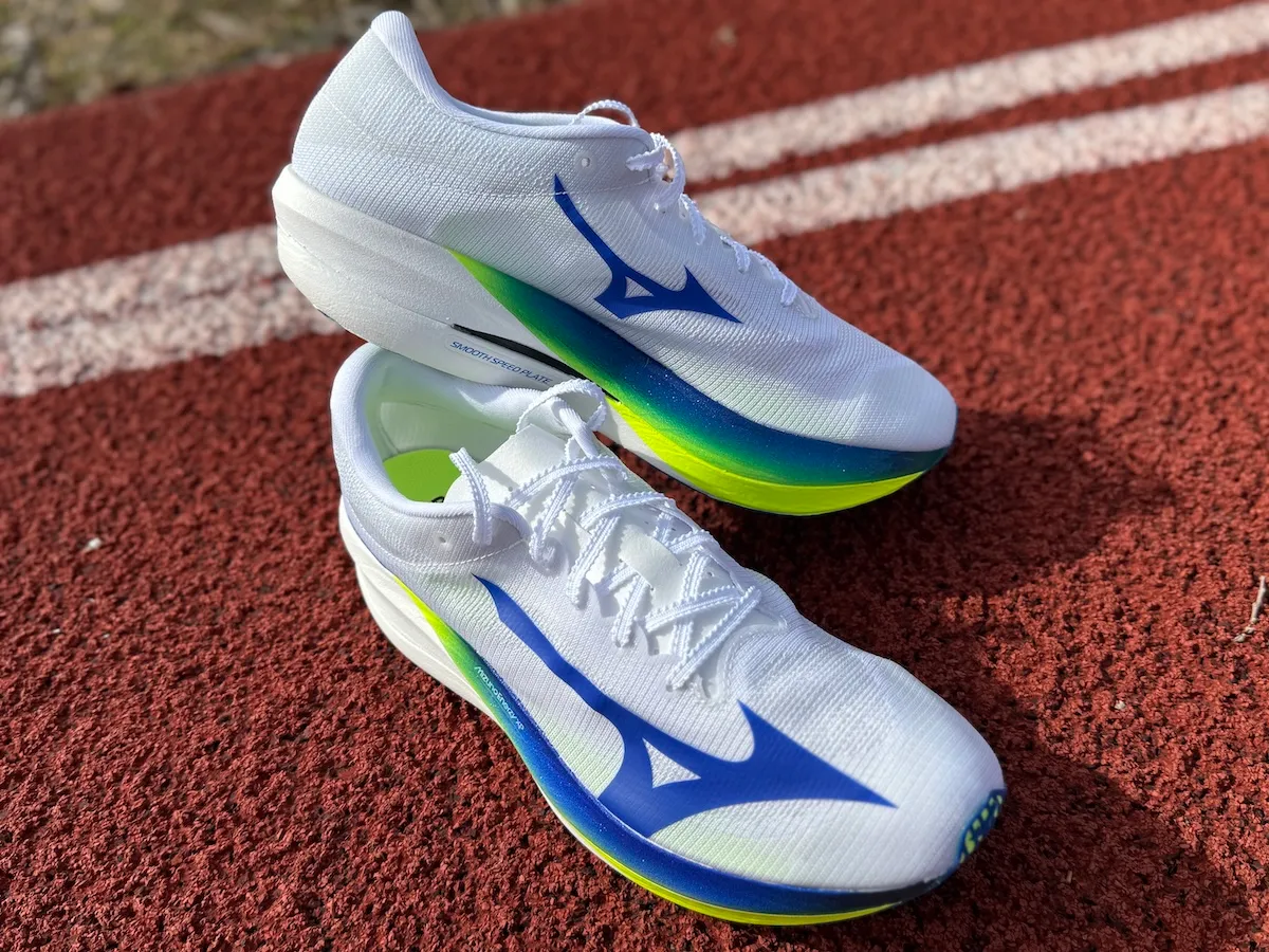 Mizuno Hyperwarp Elite Overview