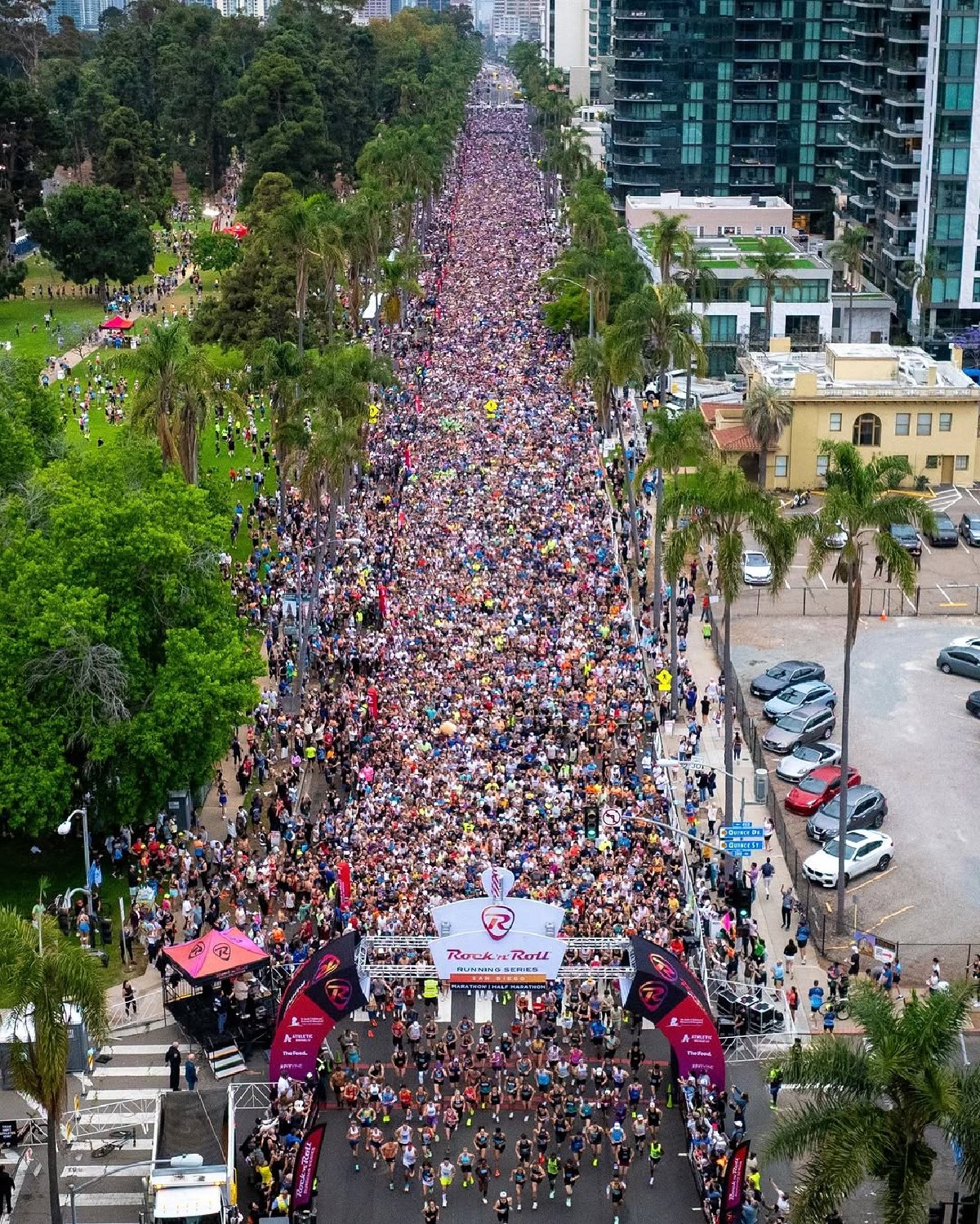 Rock n Roll San Diego starting line